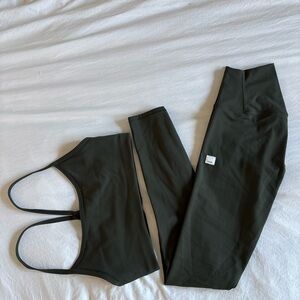 Vuori AllTheFeels Women's Kale Leggings & Bra Activewear Set